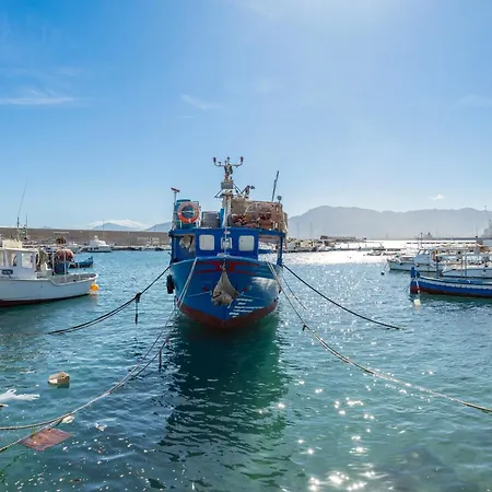 La Casa Del Pescatore بيت للعطل